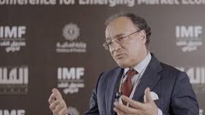 Finance Minister Muhammad Aurangzeb briefs IMF officials on Pakistan's revenue targets and capital markets return plans in Washington
