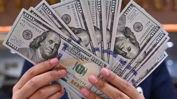 Saudi deposit rollover supports Pakistan's foreign exchange reserves and eases external debt repayment requirements.