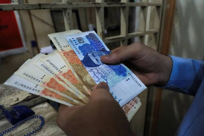 Pakistan's M2 money supply declines 6% in the opening weeks of FY2027 amid slower banking system asset growth.